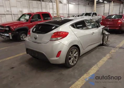 2016 Hyundai Veloster из США, поврежденный, VIN KMHTC6AD0GU270773